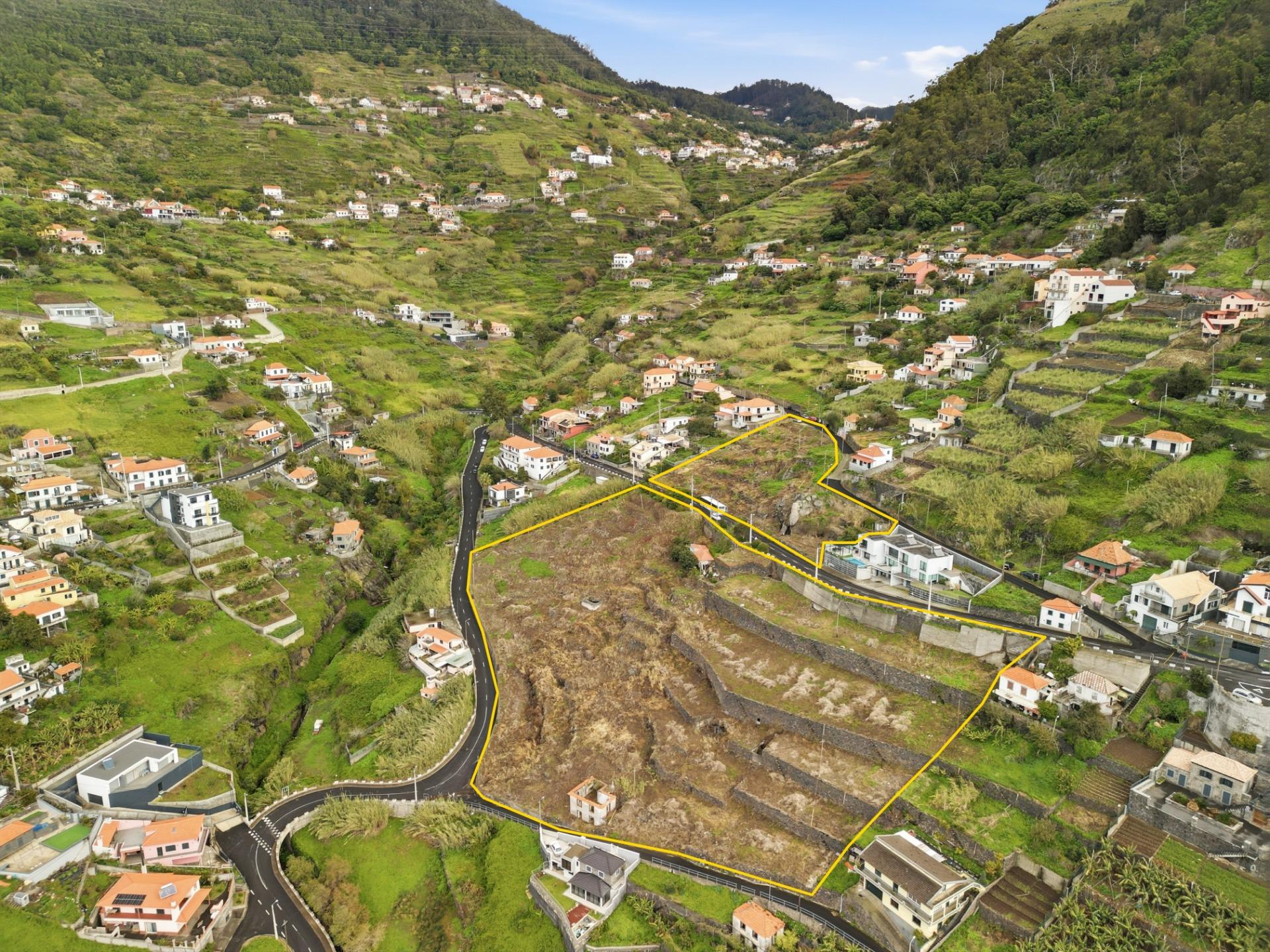 Conjunto de 22 Lotes para Investimento | Campanário, Ribeira Brava