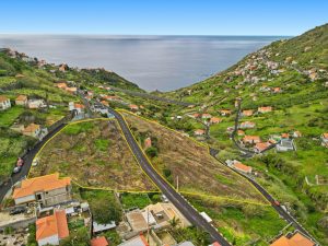 Conjunto de 22 Lotes para Investimento | Campanário, Ribeira Brava