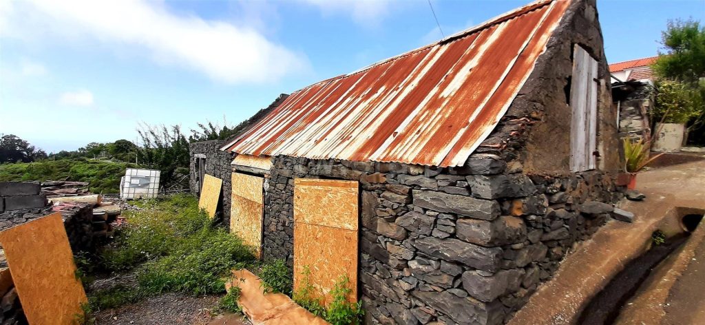 Terreno– Fajã de Ovelha | Caminho da Lombada dos Marinheiros