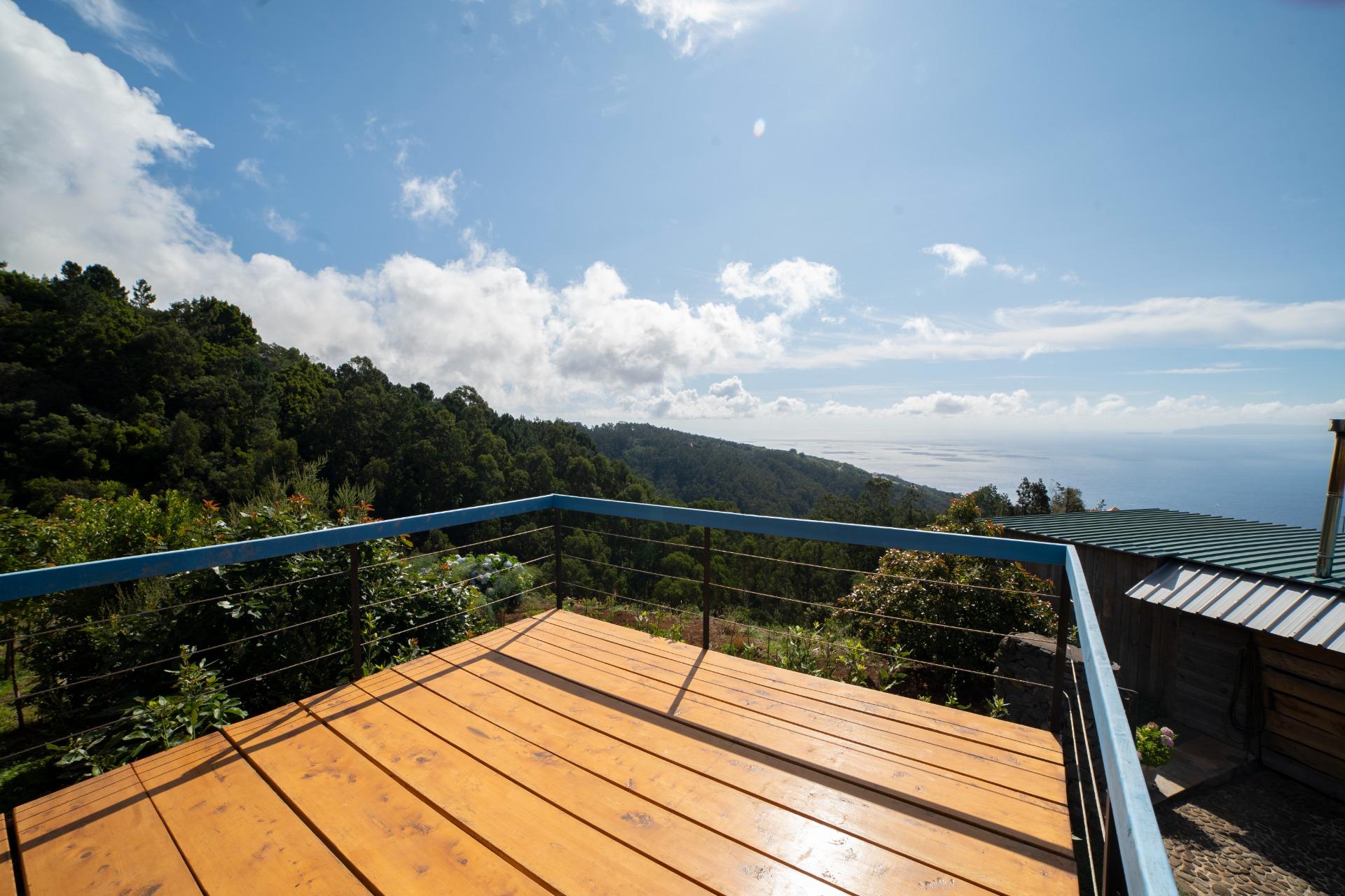Moradia T2 com Vista Mar e Anexo T1 | Santa Cruz