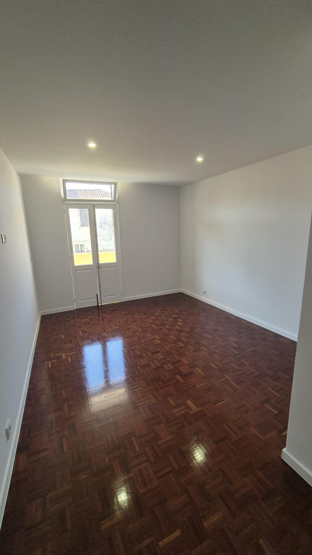 Apartamento T2 para Arrendamento | Rua da Mouraria – Funchal