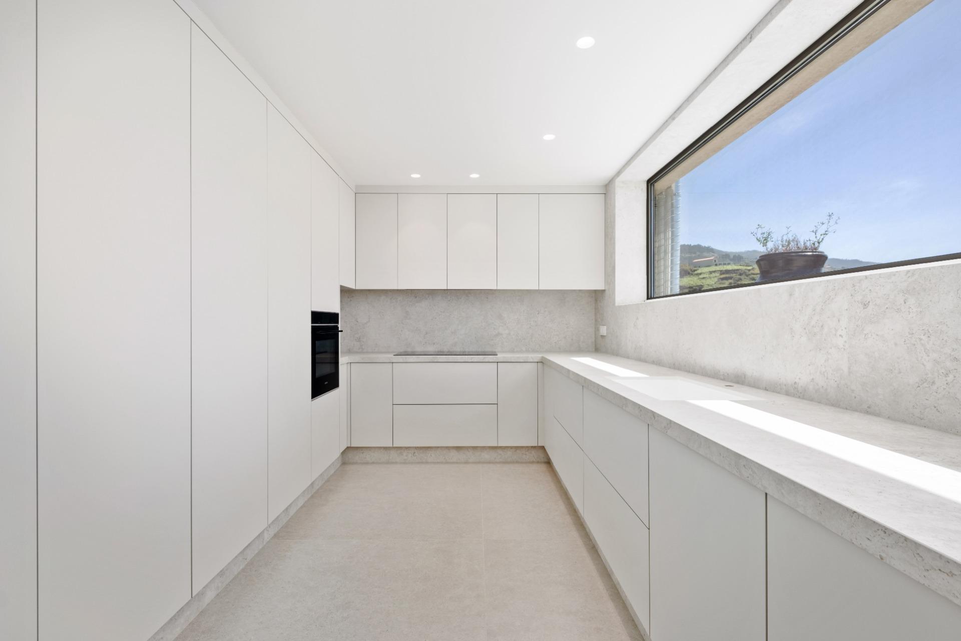 Penthouse T3 de Luxo com Piscina Privativa | Estreito Câmara de Lobos