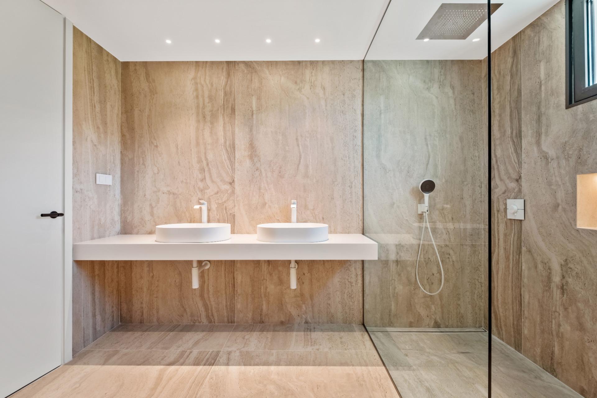 Penthouse T3 de Luxo com Piscina Privativa | Estreito Câmara de Lobos