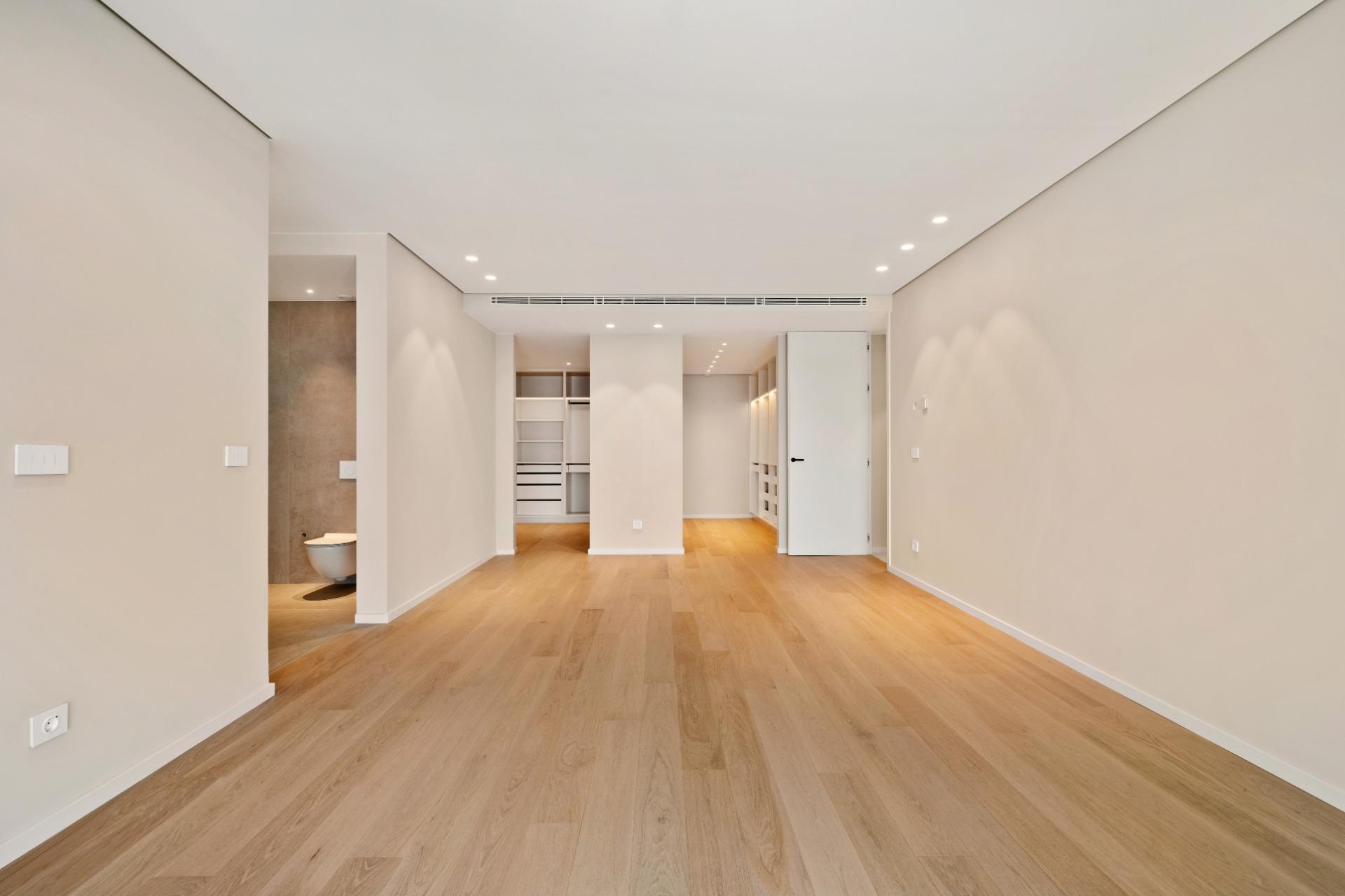 Penthouse T3 de Luxo com Piscina Privativa | Estreito Câmara de Lobos